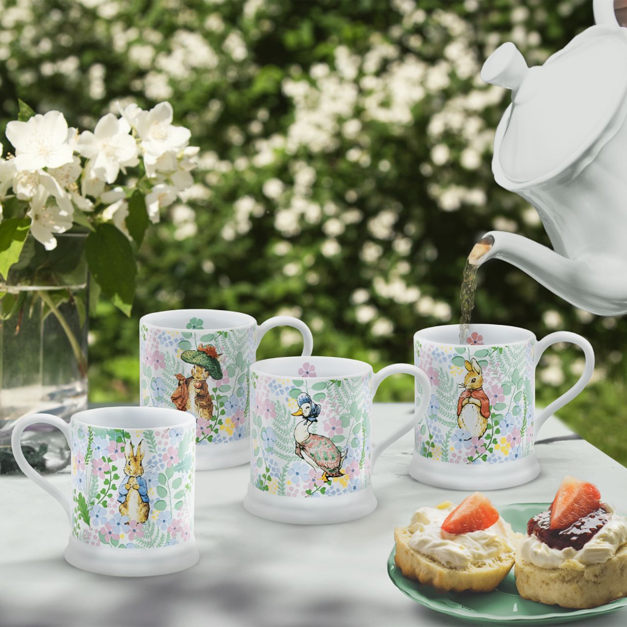 The English Garden collection combines high-quality practical products with Beatrix Potter's timeless characters. Designed in the UK, the range takes inspiration from the original Beatrix Potter illustrations to create beautifully stylish home decor and accessories. The English Garden Mug is a gorgeous piece of tableware and makes a stylish gift for Beatrix Potter fans.