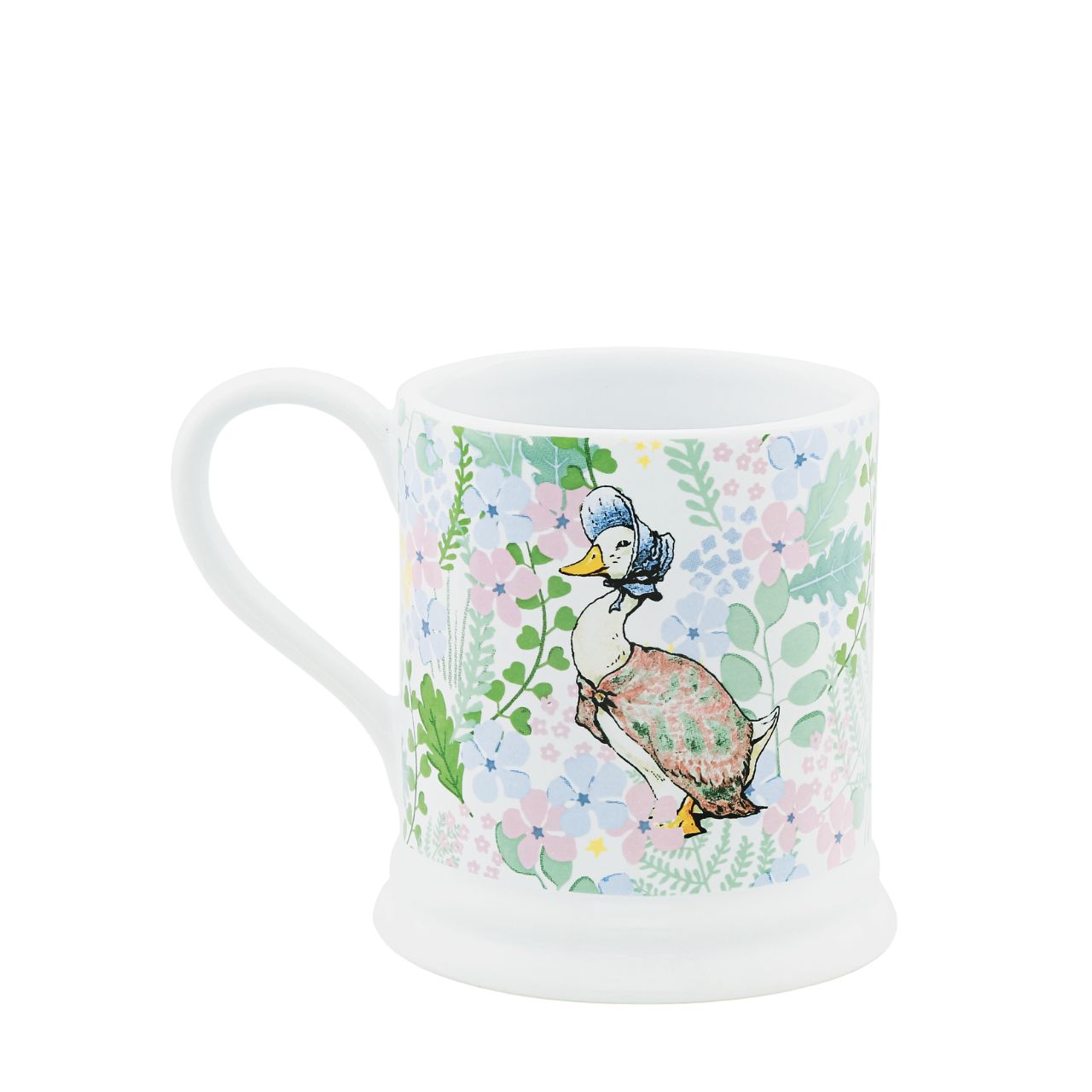 The English Garden collection combines high-quality practical products with Beatrix Potter's timeless characters. Designed in the UK, the range takes inspiration from the original Beatrix Potter illustrations to create beautifully stylish home decor and accessories. The English Garden Mug is a gorgeous piece of tableware and makes a stylish gift for Beatrix Potter fans.