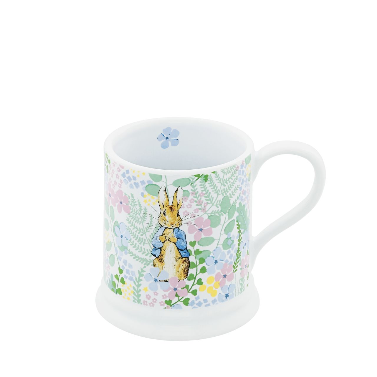 The English Garden collection combines high-quality practical products with Beatrix Potter's timeless characters. Designed in the UK, the range takes inspiration from the original Beatrix Potter illustrations to create beautifully stylish home décor and accessories. The English Garden Mug is a gorgeous piece of tableware and makes a stylish gift for Beatrix Potter fans.