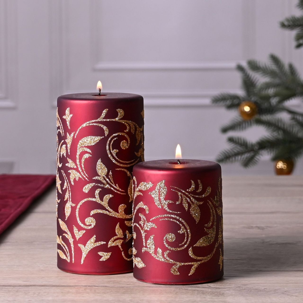 This glistening candle will help to create a magical Winter Wonderland at home this festive period.