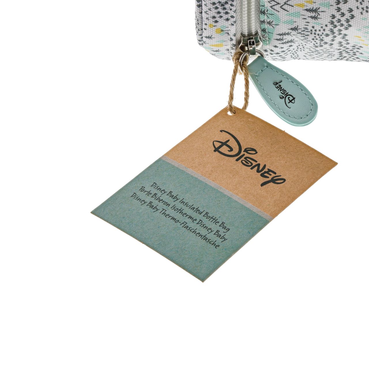 This Classic Disney insulated bottle bag makes feeding on the go easy. Can be used to keep bottles hot or cold ideal for your hungry little baby. The cute design ensures it fits perfectly in your Classic Disney baby changing bag, stroller organiser and the changing messenger bag so collect them all. 