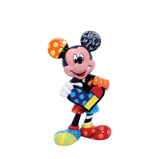 With a joyful smile, Mickey holds out a brightly painted heart to his beloved Minnie. Mickey is rocking a gloriously diverse palette, thanks to a unique paint job by Romero Britto, a multi-talented Brazilian pop artist known for his vibrant colours.