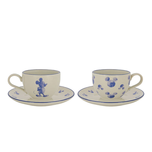 Add a dash of wonder and joy to any afternoon tea or your dining table with this beautiful teacup and saucer set. This 180ml stoneware set is dishwasher safe and is presented in a branded Disney Home kraft box.