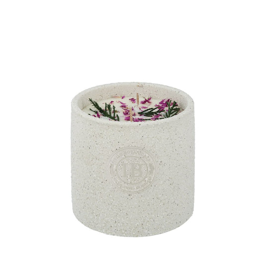 Transform your space into a serene haven with the Irish Botanicals Elderberry and Spotted Nettle Candle. Featuring real dried flowers, this candle adds an authentic touch to your sensory experiences. Poured into a stylish, textured container, it's perfect for bringing elegance and tranquillity to any room.