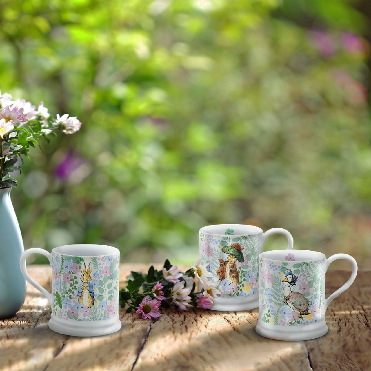 The English Garden collection combines high-quality practical products with Beatrix Potter's timeless characters. Designed in the UK, the range takes inspiration from the original Beatrix Potter illustrations to create beautifully stylish home decor and accessories. The English Garden Mug is a gorgeous piece of tableware and makes a stylish gift for Beatrix Potter fans.