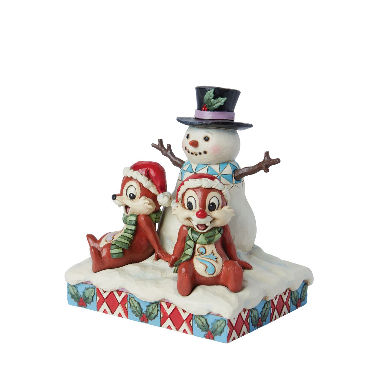 Chip n Dale are having fun in the snow with their new frosty friend. Hand crafted as part of the Disney Traditions collection, this is the perfect festive decoration this Christmas-time. Comes in a fully branded gift box.