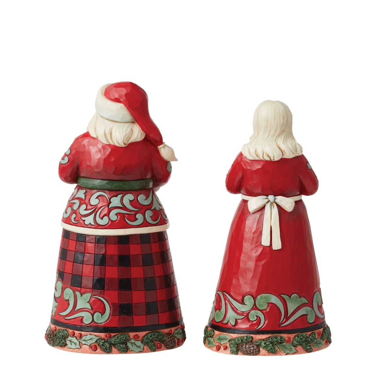 Designed by award winning artist Jim Shore as part of the Heartwood Creek Highland Glen Collection, hand crafted using high quality cast stone and hand painted, Santa &amp; Mrs Claus are perfect for the Christmas season. Packaging: Full colour, fully branded gift box with photo.