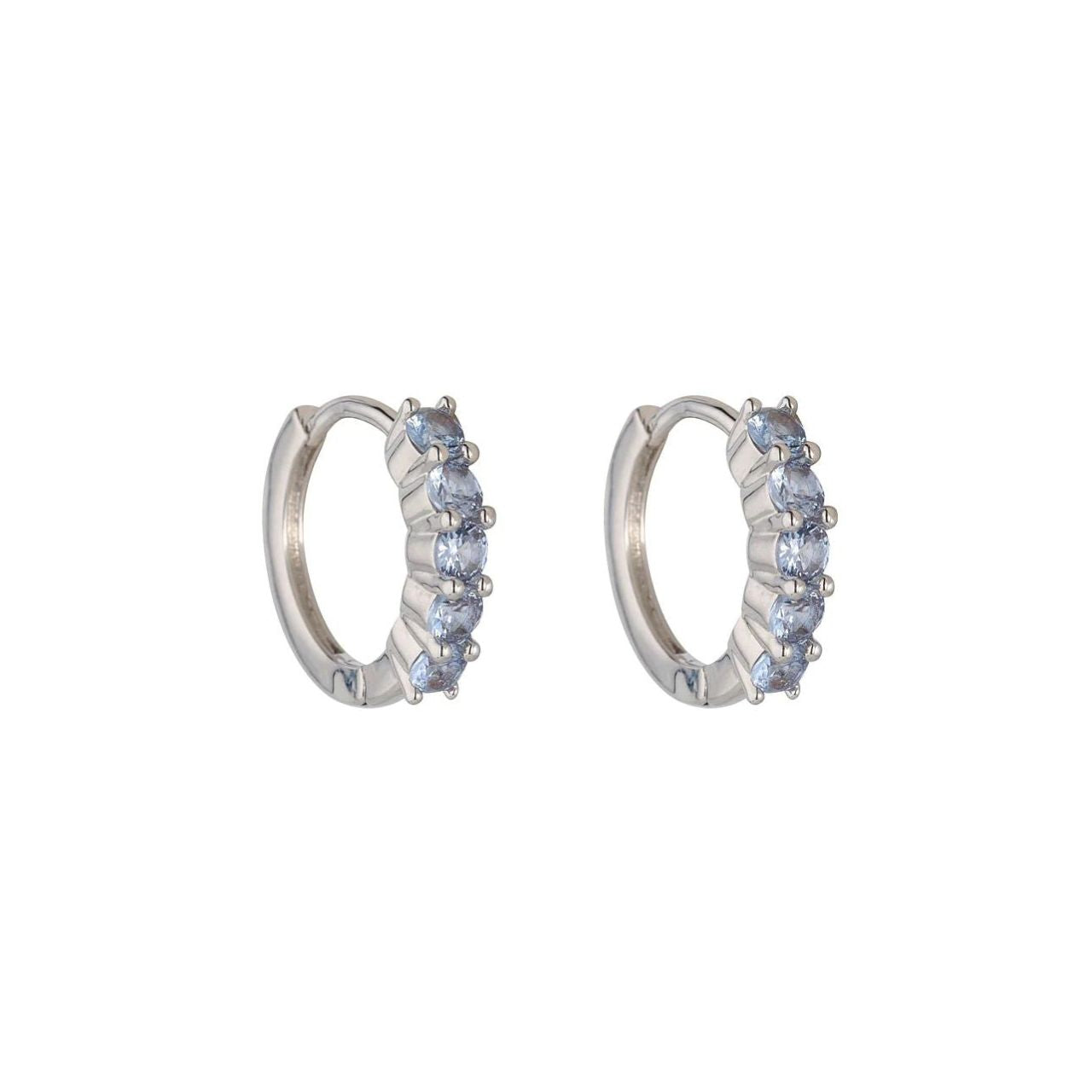 Add a touch of elegance to any outfit with the Emmie Light Blue Crystal Earrings by Knight & Day. These stunning earrings feature light blue crystals that catch the light for a dazzling effect. These earrings are the perfect accessory for any occasion.