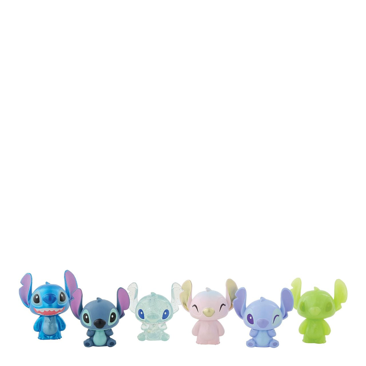 Love Stitch? Then these mini Stitch figurines are for you. Each pack contains 6 different variations of Stitch, perfect for those who love to add a bit of colour and fun to their collections. Comes in a fully branded gift box.