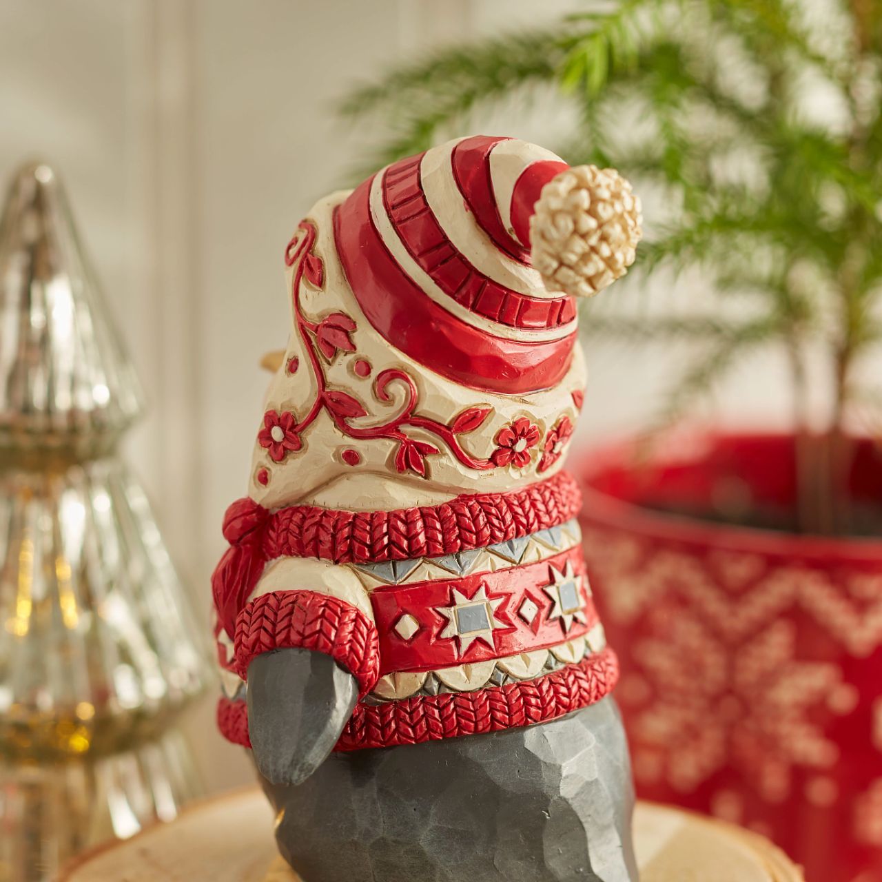 Hand crafted from high quality cast stone, this cute Penguin is the perfect Christmas accessory to any display. Created as part of the Nordic Noel collection from Heartwood Creek by Jim Shore. Comes in fully branded packaging.