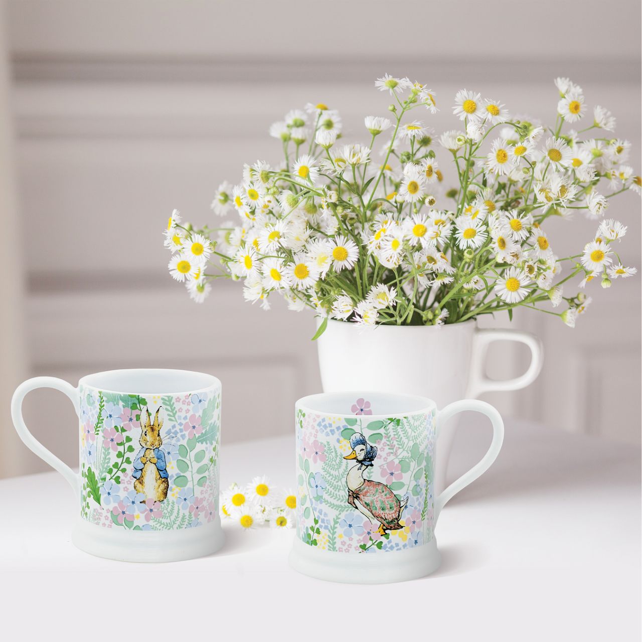 The English Garden collection combines high-quality practical products with Beatrix Potter's timeless characters. Designed in the UK, the range takes inspiration from the original Beatrix Potter illustrations to create beautifully stylish home décor and accessories. The English Garden Mug is a gorgeous piece of tableware and makes a stylish gift for Beatrix Potter fans.