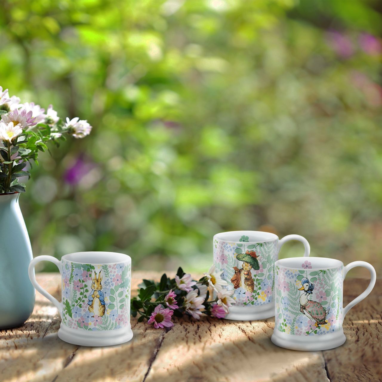 The English Garden collection combines high-quality practical products with Beatrix Potter's timeless characters. Designed in the UK, the range takes inspiration from the original Beatrix Potter illustrations to create beautifully stylish home décor and accessories. The English Garden Mug is a gorgeous piece of tableware and makes a stylish gift for Beatrix Potter fans.