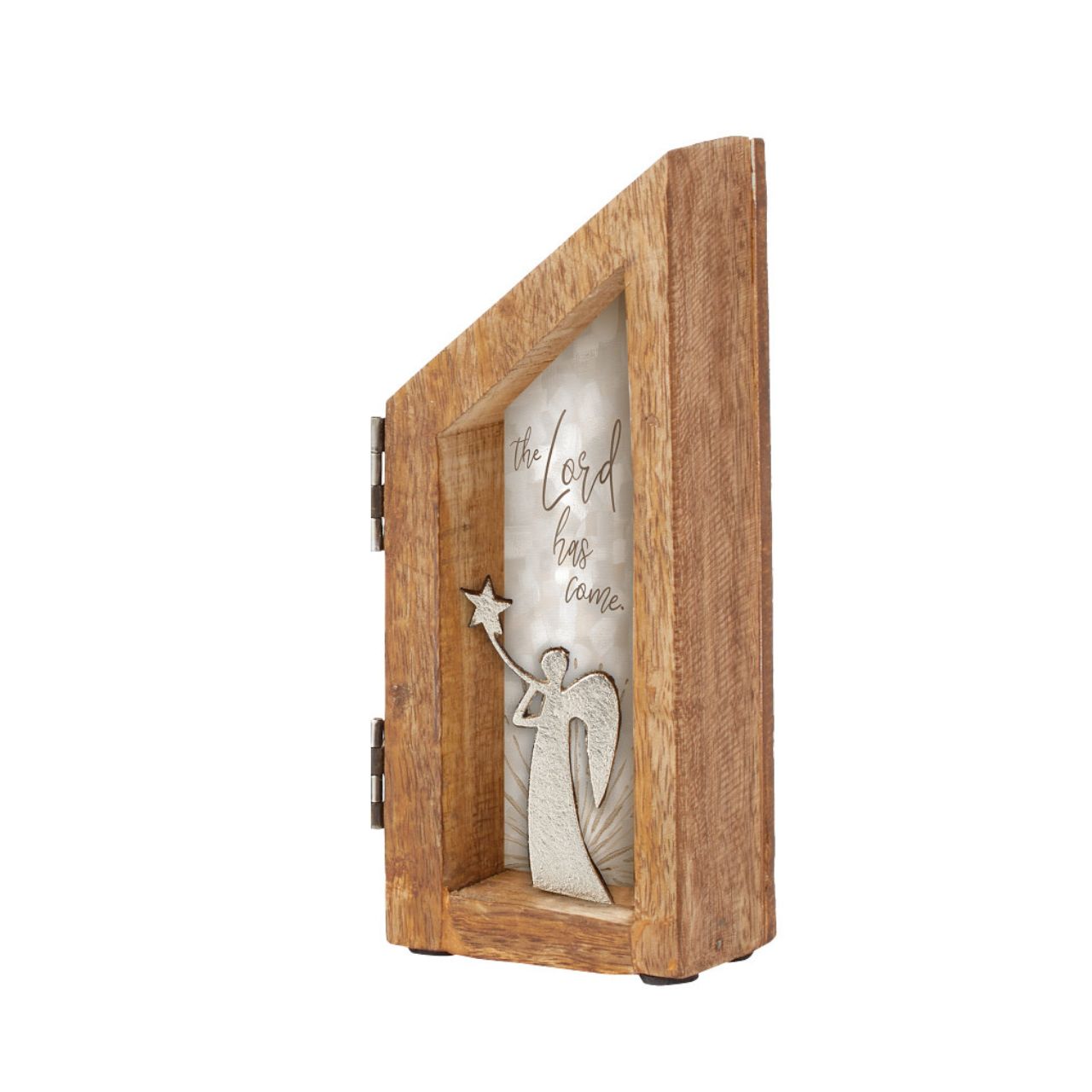 Artist, Wendy Wiinanen, crafts memorable moments of intrigue from mango wood and aluminium. This folding display not only frames the nativity space but also makes it easy for storing.