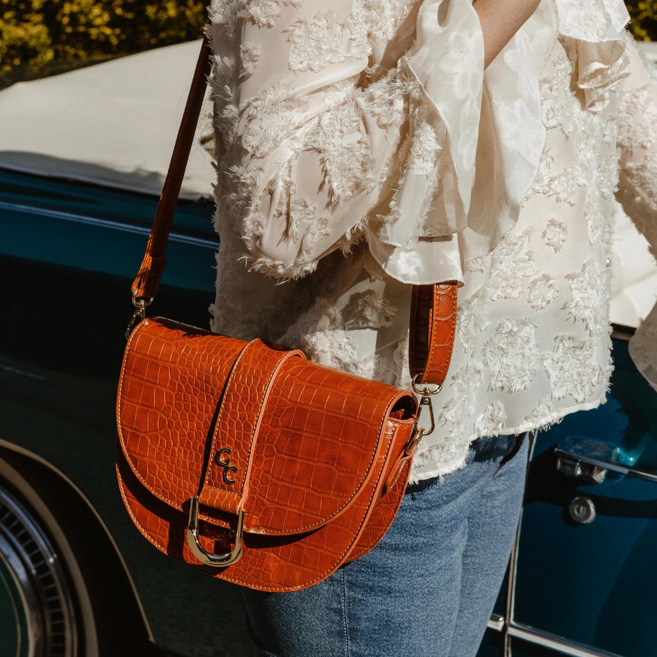 Galway Crystal Saddle Bag Tan Croc Detail