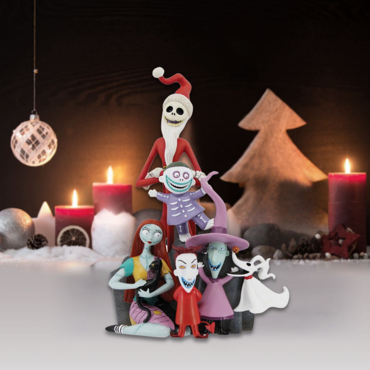 The Nightmare Before Christmas Character Pyramid figurine by Disney Showcase is a joyous display piece that captures the mischievous characters from Tim Burton's Disney classic in all their creepy glory. 