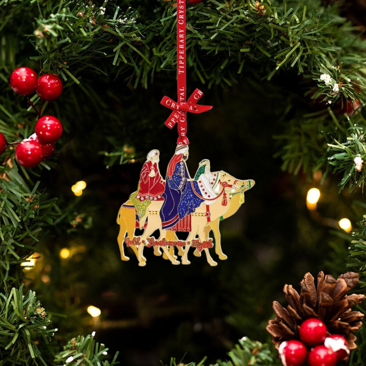 Introducing the Tipperary Sparkle Three Wise Men Decoration - a stunning addition to your Christmas décor. Made by Tipperary, this decoration features sparkles and depicts the Three Wise Men, adding a touch of elegance to your holiday display. Crafted with expertise, it is sure to bring joy and beauty to your home.